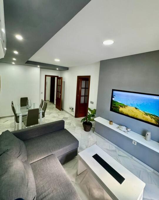 Piso Centrico Y Tranquilo Con Garaje Incluido Apartment Sanlucar de Barrameda Exterior photo